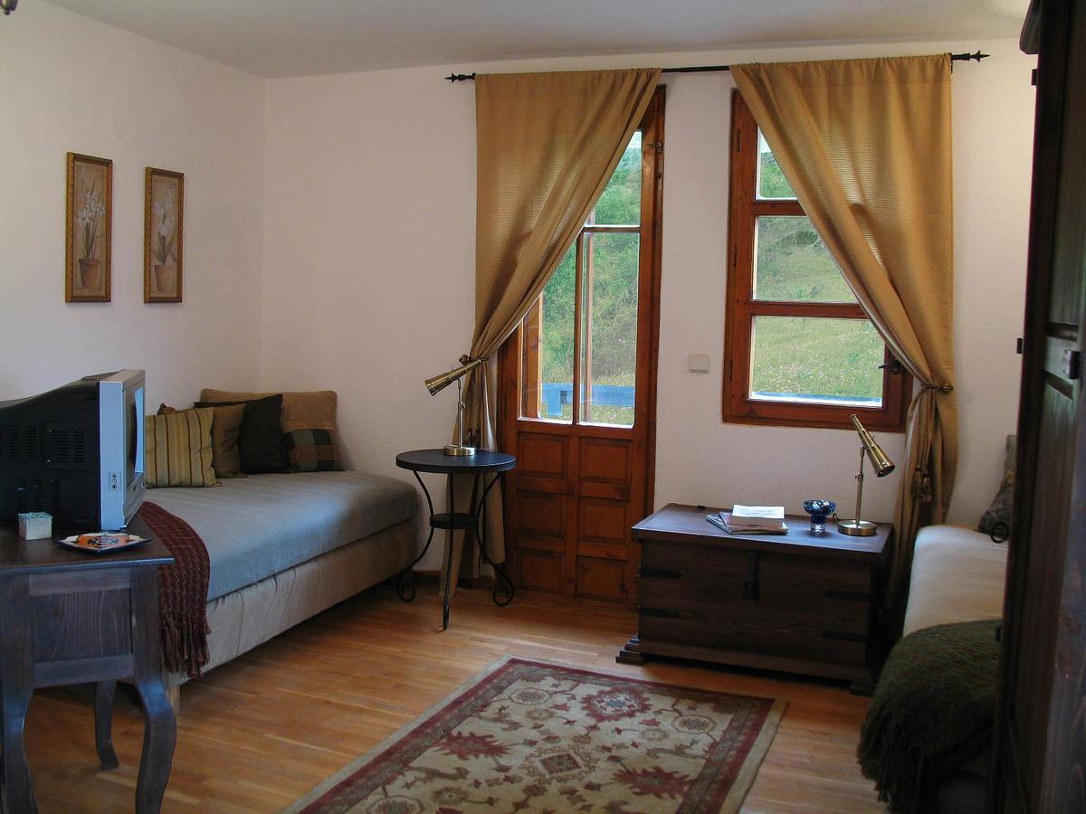 Castle Cottage Bed & Breakfast Belogradchik Exterior photo