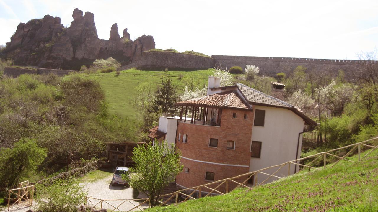 Castle Cottage Bed & Breakfast Belogradchik Exterior photo